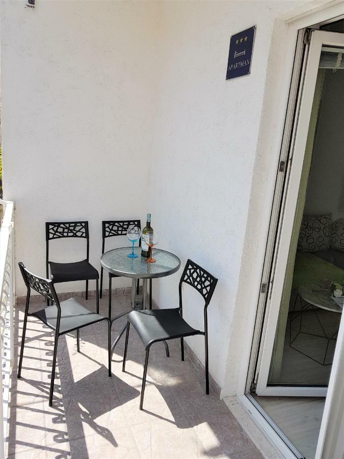 Apartman Anita Jesenice  Exteriör bild